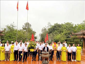 Đảng bộ Công ty cổ phần Nhiệt điện Quảng Ninh thực hiện tốt việc học tập và làm theo tư tưởng, đạo đức, phong cách Hồ Chí Minh