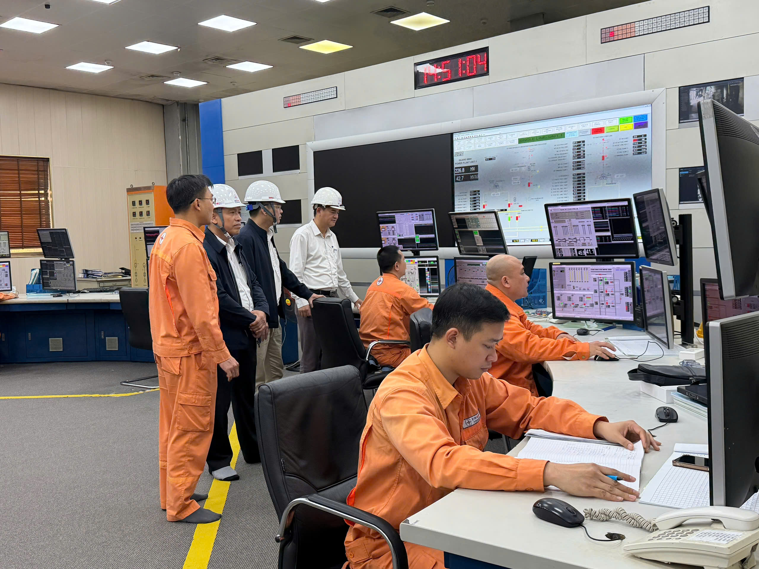 Trung tâm Điều hành sản xuất của Công ty CP Nhiệt điện Quảng Ninh.